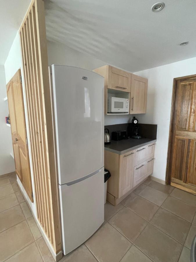 Logement Tout Confort Au Calme Entre Saint Tropez Et Les Gorges Du Verdon Le Thoronet Buitenkant foto